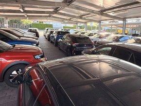 Mehrmarkencenter mit Gebrauchtwagen